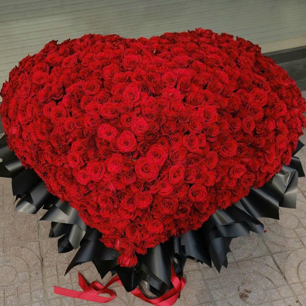 999 Roses