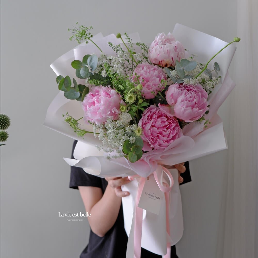 Pinky peonies