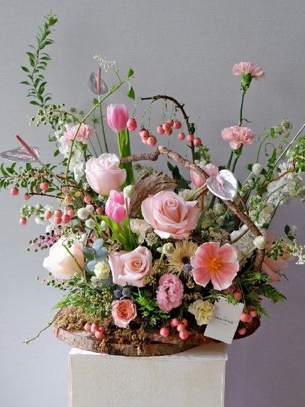 Love & Blooms