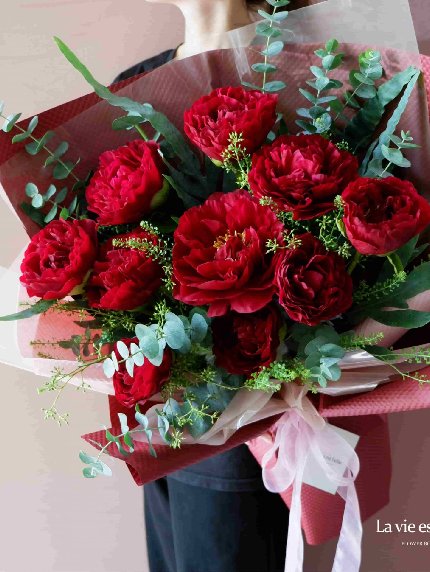 Peony in love