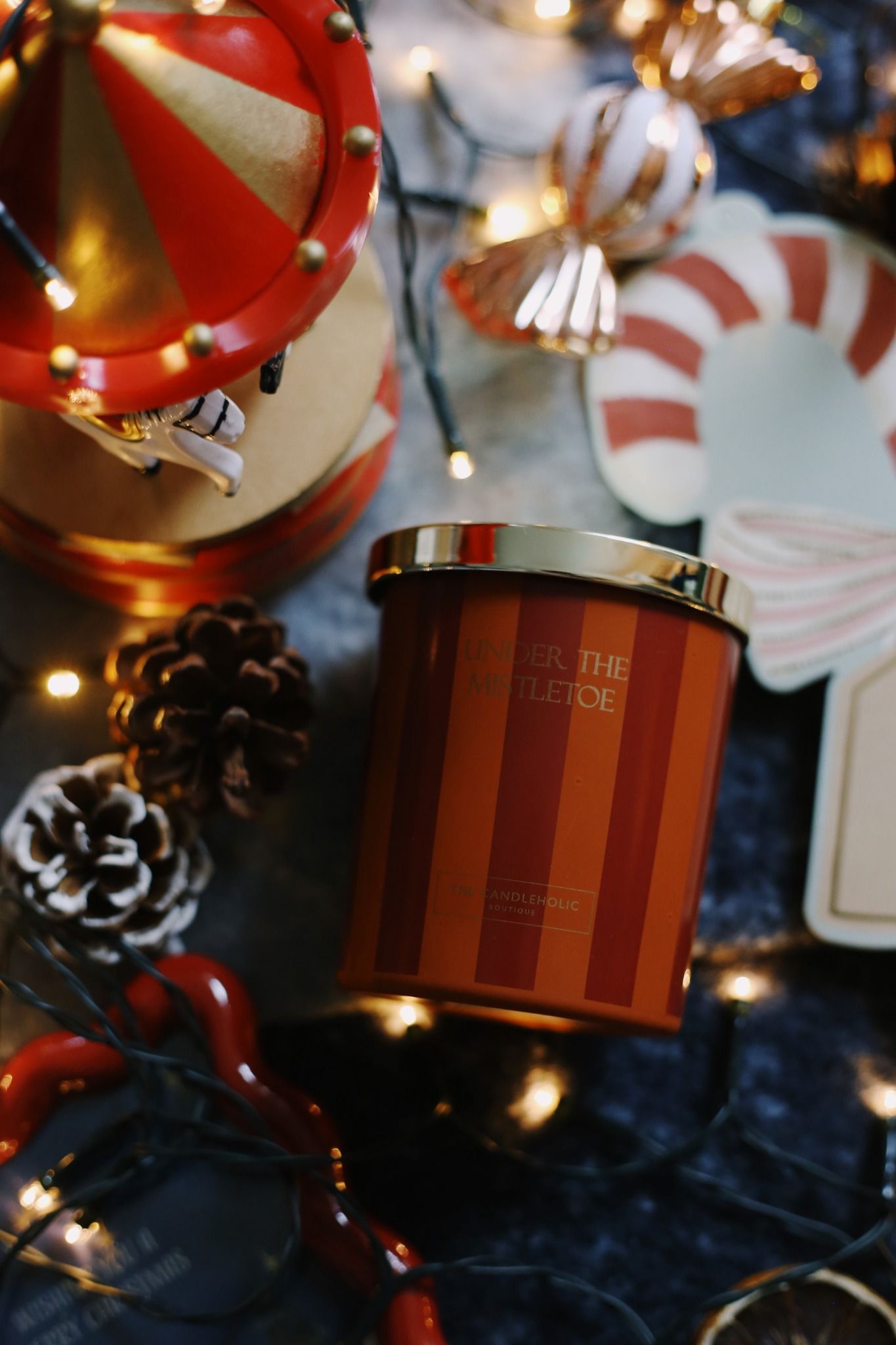 Nến Candleholic Under the Mistletoe