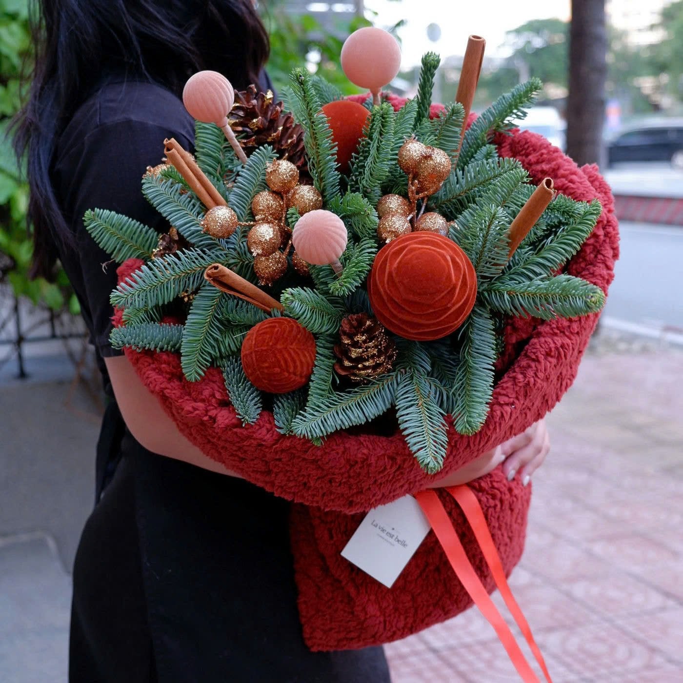 Christmas Grace Posy
